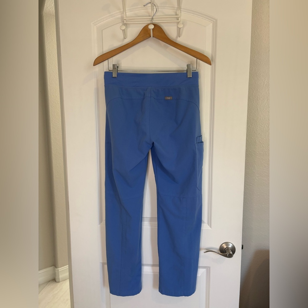 FIGS Kade Cargo Scrub Pants Ceil Blue PO 1569 Size XS/P - Picture 8 of 11